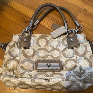 Coach shoulder bag